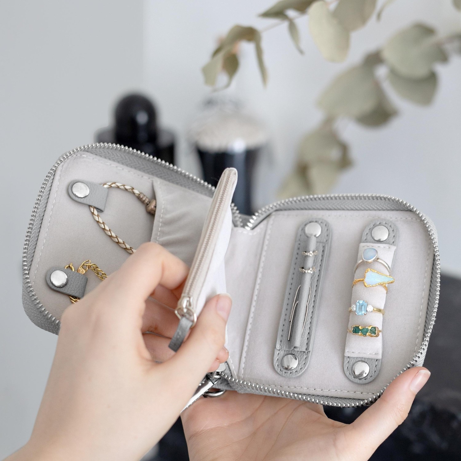 Stackers Pebble Grey Compact Jewellery Roll - 75762