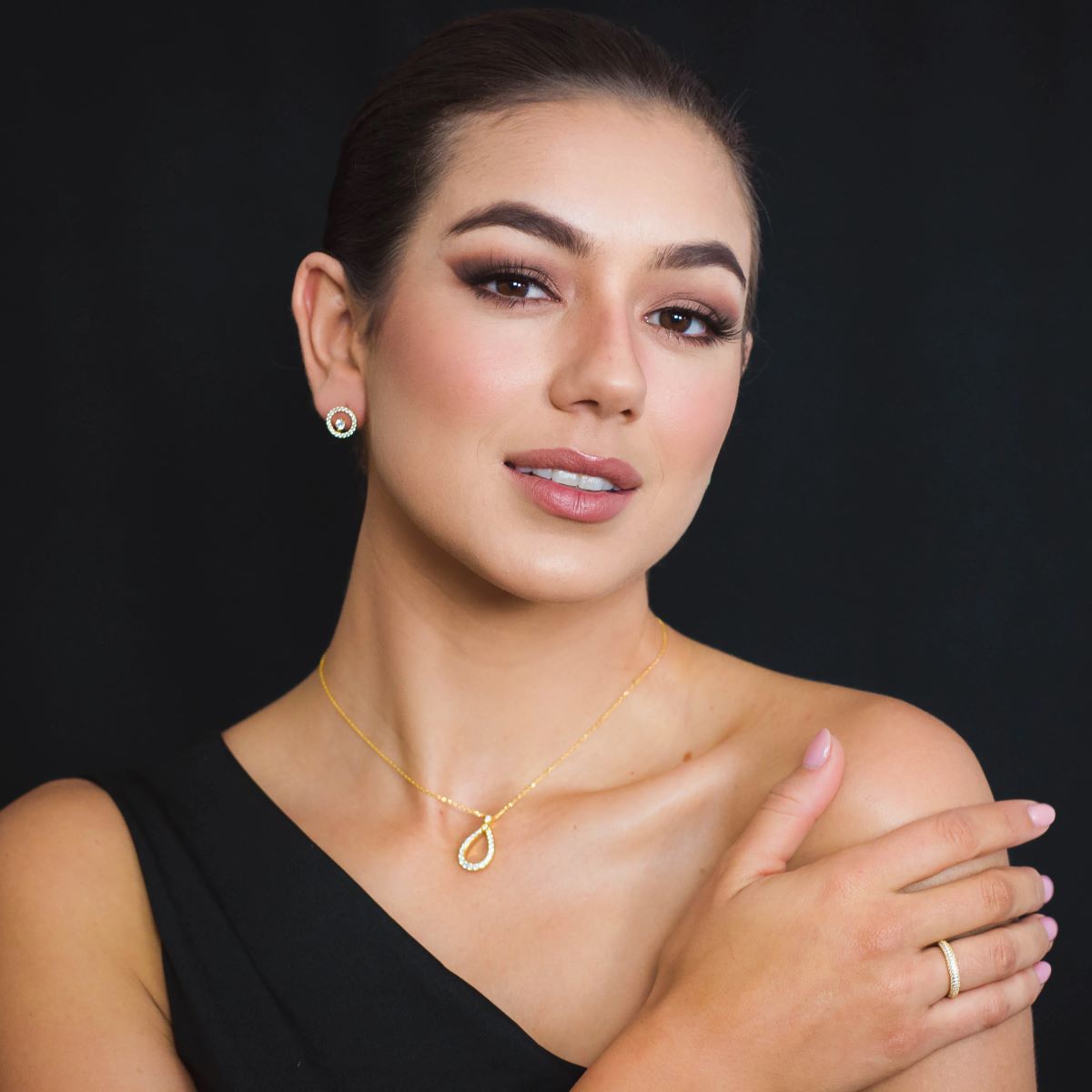 Georgini Goddess Cora Earrings - Gold - IE1116G