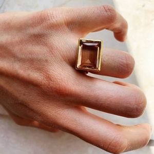 Shyla London Lenny Square Cocktail Ring - Champagne