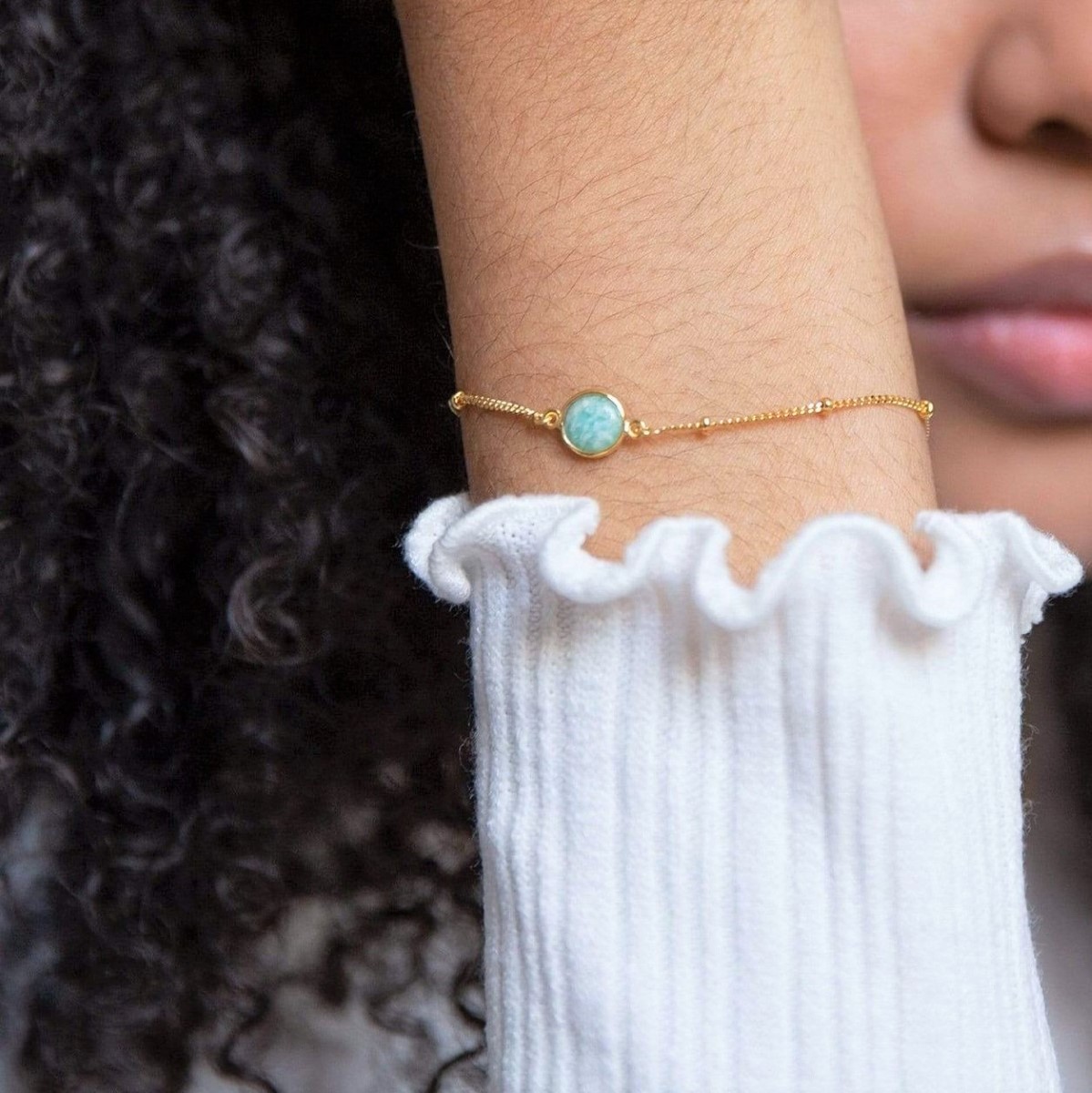 Daisy Amazonite Healing Stone Bobble Bracelet - Gold HBR1003_GP