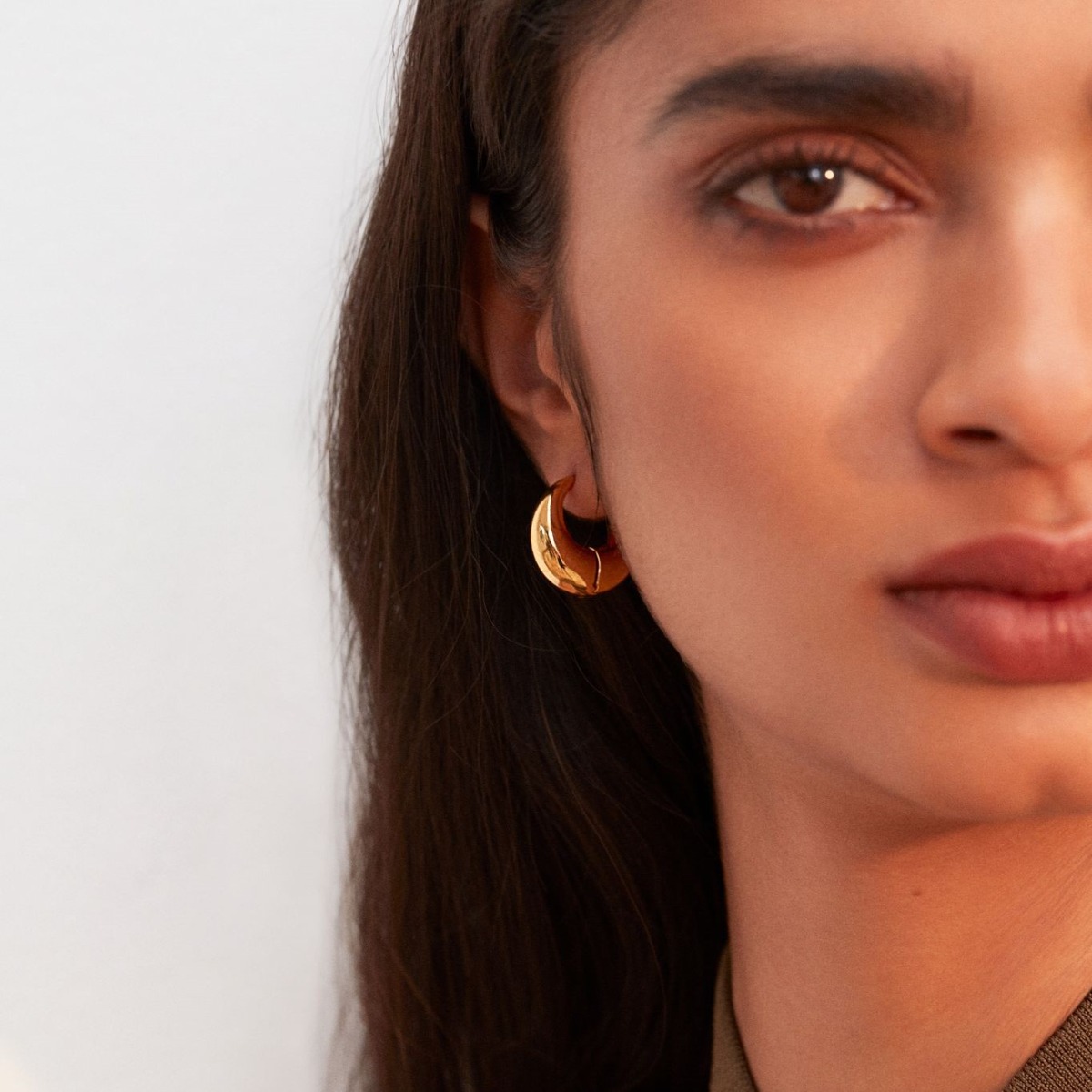 Shyla Munia Chunky Huggie Earrings